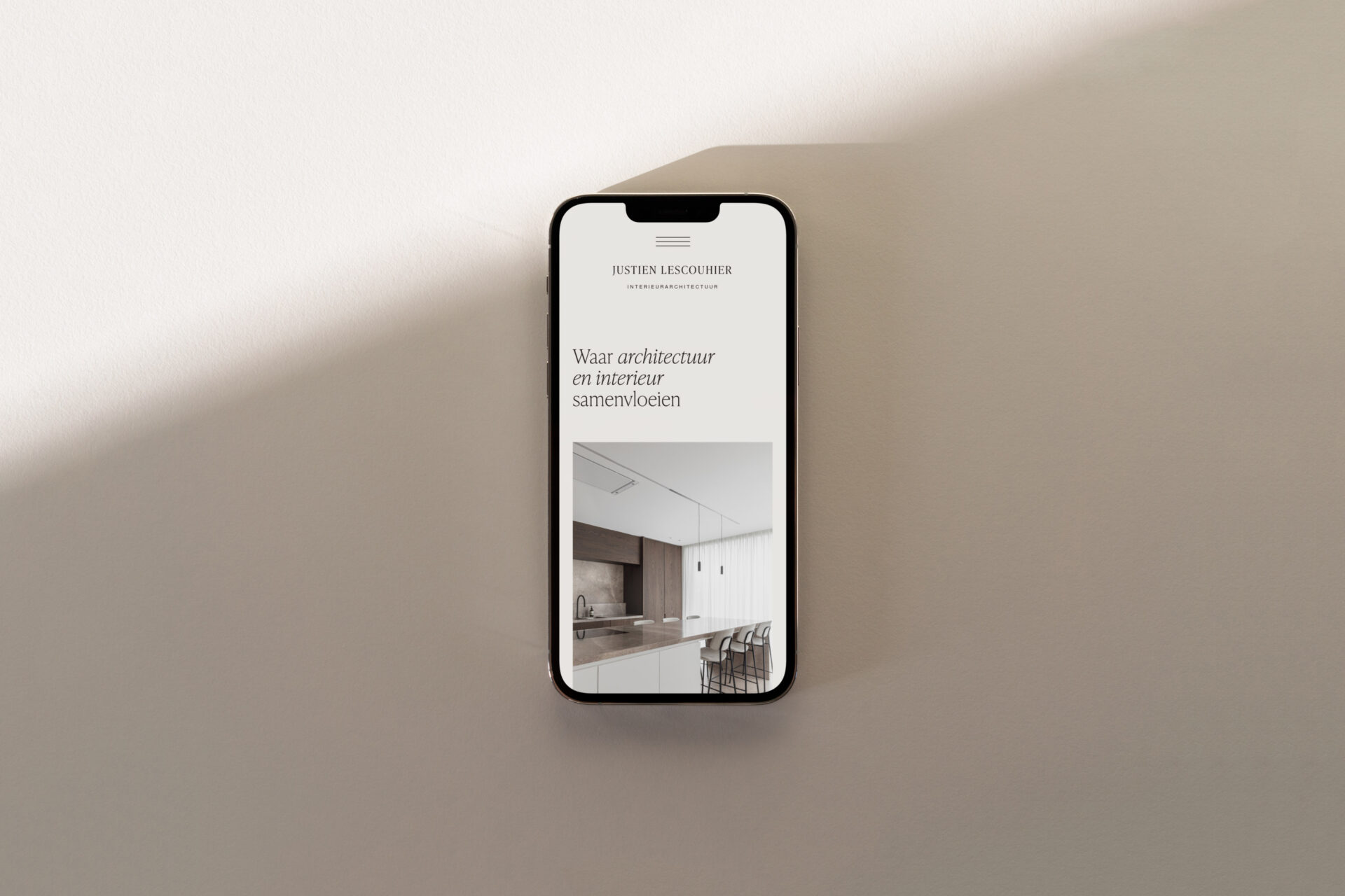 Justien lescouhier mobiel topview